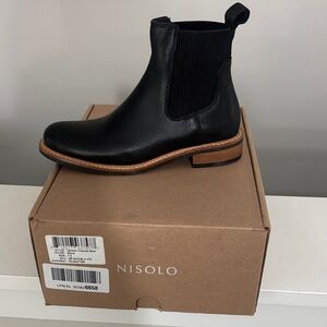 Nisolo Woman’s Black Leather Ankle Boots NEW